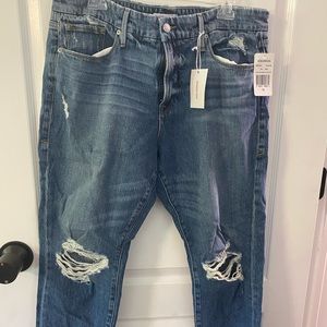 GOOD AMERICAN GIRLFRIEND JEANS